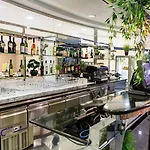 M Nikic Hotel
