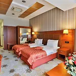 M Nikic Hotel Podgorica