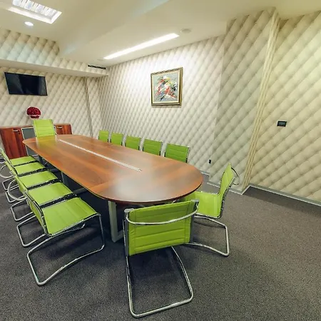 M Nikic Hotel